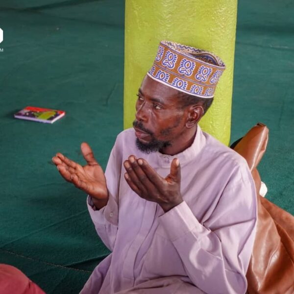 The Imam Who Refused a Bribe for His Faith