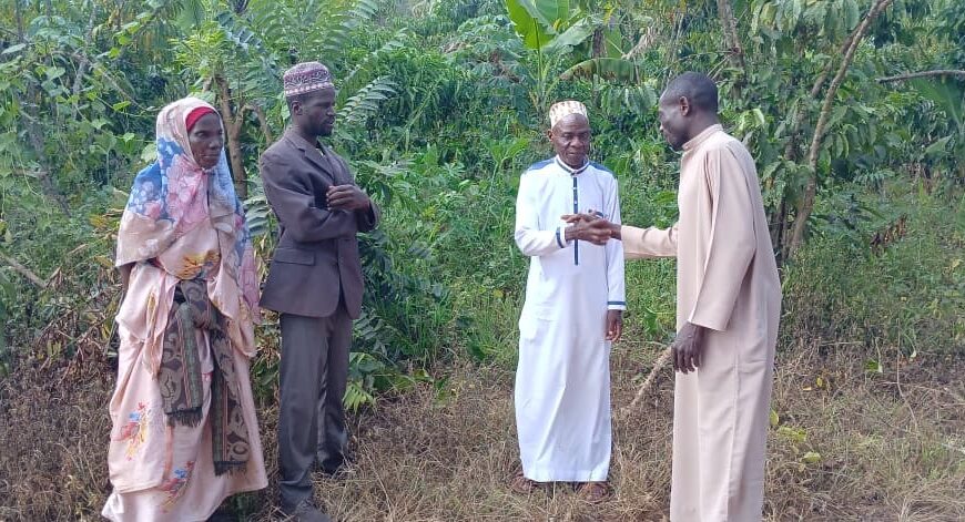 How a Donated Plot of Land Built More Than Just a Mosque